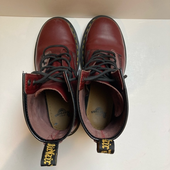Dr. Martens 1460 SMOOTH LEATHER LACE UP BOOTS in Cherry 🍒 Red - Picture 5 of 13